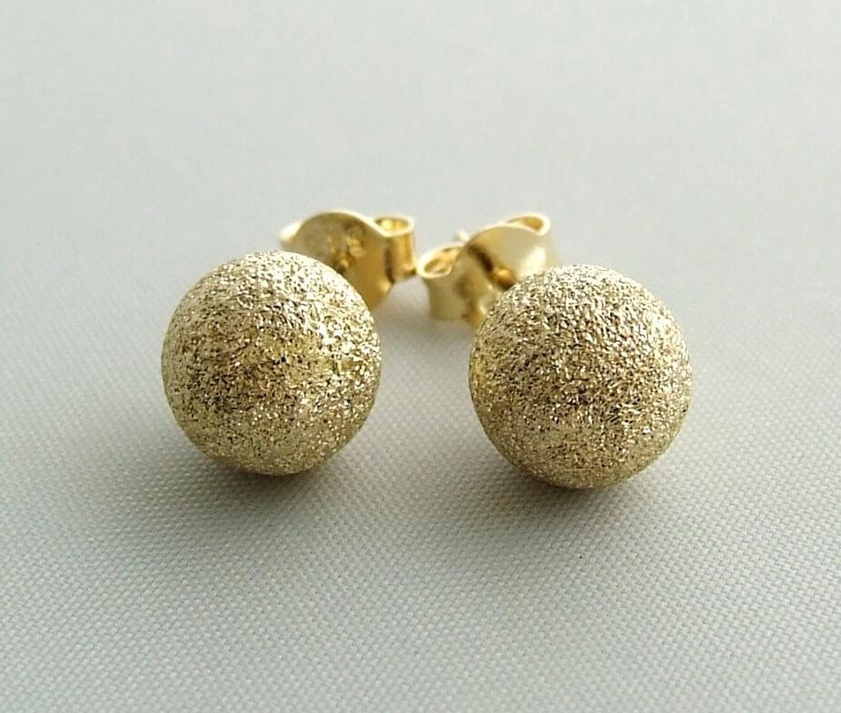 Christian | Gouden oorstekers | Koop bij 14Karaats.nl Christian | Gouden oorstekers | Nu te koop bij 14Karaats.nl | 10001087-Earrings/Body-piercing Jewellery