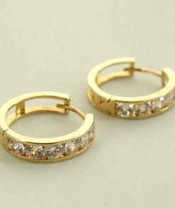 Christian | Geel gouden Christian oorbellen met zirkonia | Nu te koop bij 14Karaats.nl | 10001087-Earrings/Body-piercing Jewellery