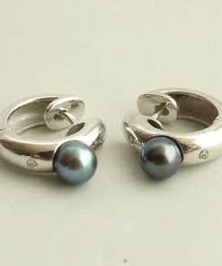 Christian | Wit Gouden Oorbellen Met Parels En Diamant | Nu te koop bij 14Karaats.nl | 10001087-Earrings/Body-piercing Jewellery