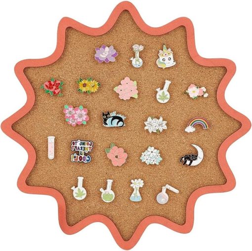 Merkloos / Sans marque | Allecto Plus - Kurk Pin Board voor Broche Pin Opslag en Wanddecoratie in Oranje Kleur voor Thuis of Kantoor met Bloemmotief | Nu te koop bij 14Karaats.nl | 10001085-Brooches