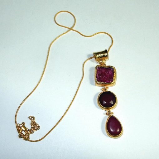 Shanna's Gems and more | Collier met Goud en Robijn | Nu te koop bij 14Karaats.nl | 10001090-Necklaces/Necklets