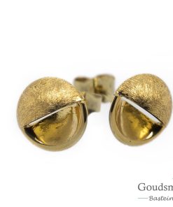 Scratched | SCRATCHED GOLD oorknoppen 11mm half ijsmat/poli | Nu te koop bij 14Karaats.nl | 10001087-Earrings/Body-piercing Jewellery
