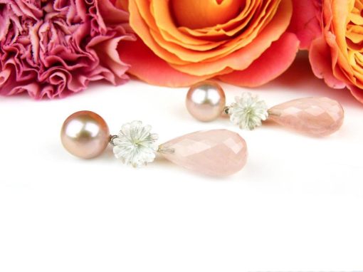 Sophie | oorringen in wit goud gezet met roze parel