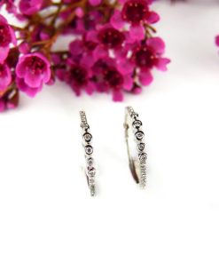 Sophie | Wit gouden oorringen oorbellen gezet met diamant | Nu te koop bij 14Karaats.nl | 10001087-Earrings/Body-piercing Jewellery